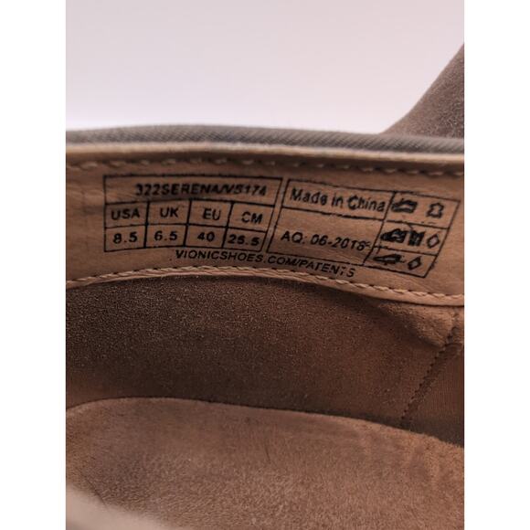 Vionic | Joy Serena Weather Resistant Suede Chelsea Boots with Zipper | 8.5 - Picture 5 of 7